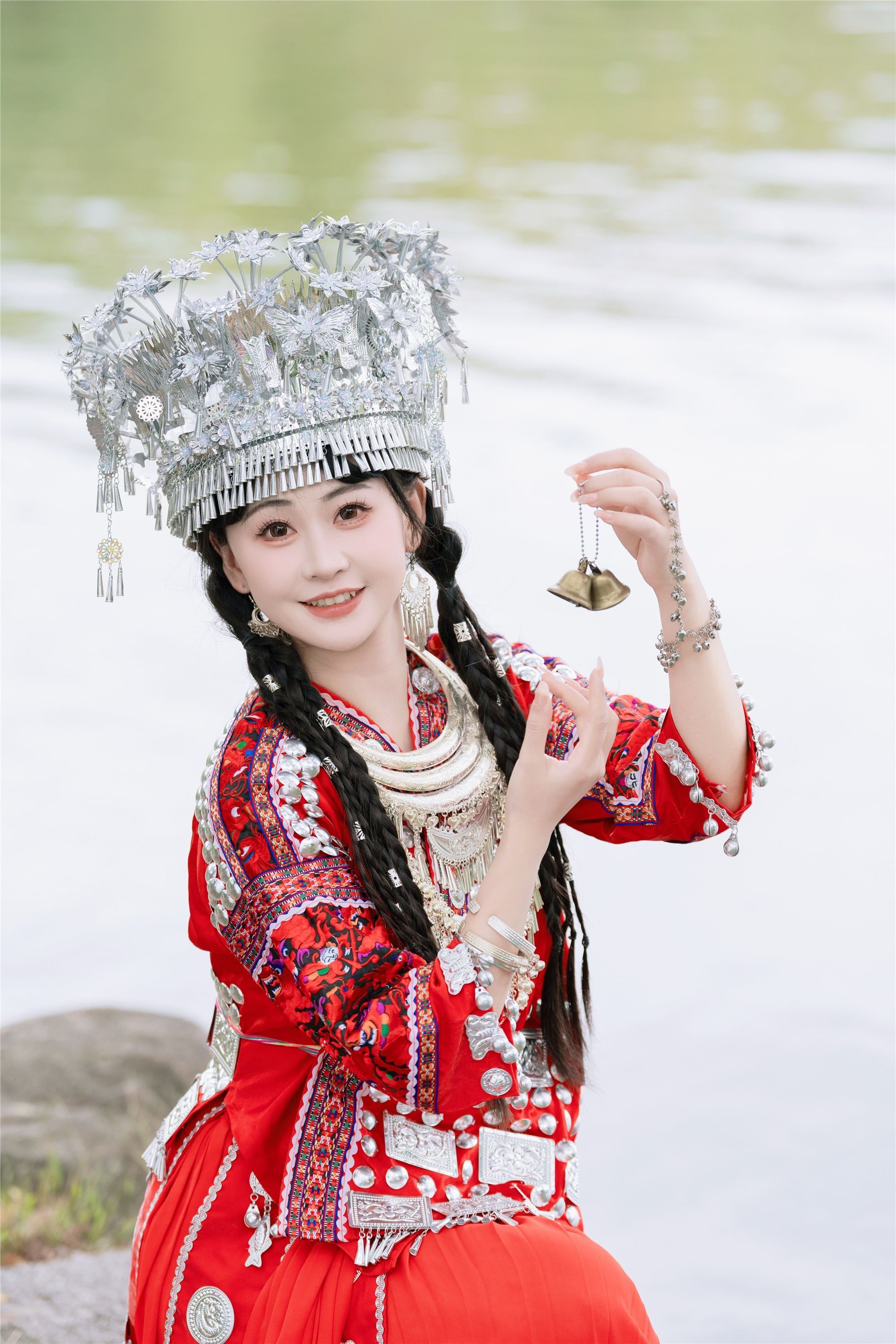 YITUYU艺图语 2025.01.20 可爱的苗疆少女 湫一只岁岁